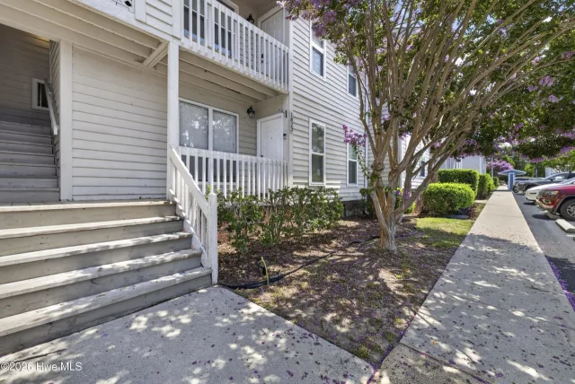 1823 Savannah Court B3, Wilmington, NC 28403