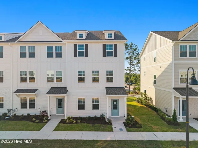 237 Pelican Flight Loop, Wilmington, NC 28412
