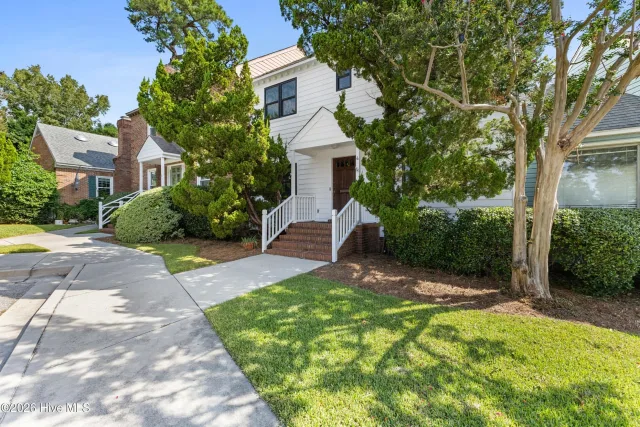 4 Saint Marys Place, Wilmington, NC 28403
