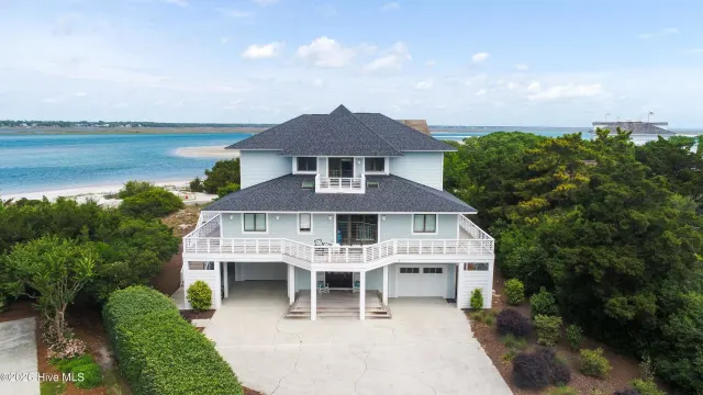 5 Oyster Catcher Road, Wilmington, NC 28411