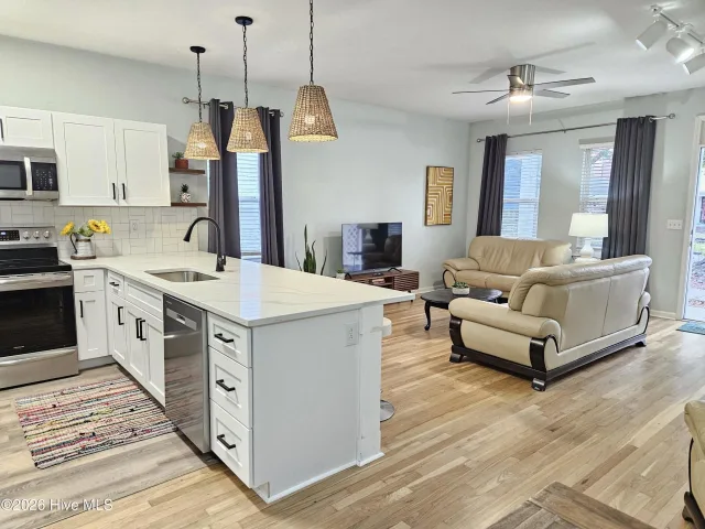 808 N 5th Avenue, Wilmington, NC 28401