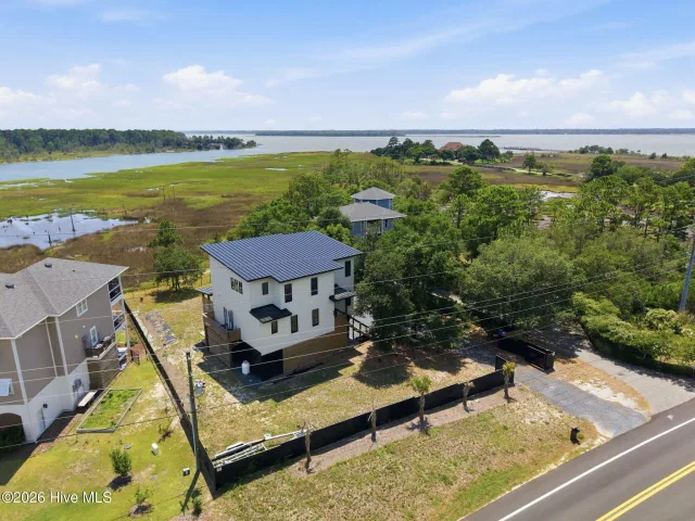 9202 River Road, Wilmington, NC 28412