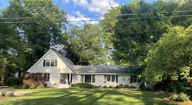 2210 Sulgrave Drive NW, Wilson, NC 27896