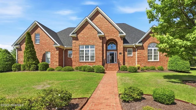 2025 Cornerstone Drive, Winterville, NC 28590