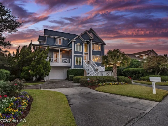 2509 N Lumina Avenue N, Wrightsville Beach, NC 28480