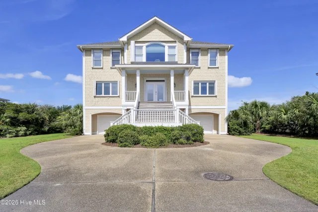 2515 N Lumina Avenue N, Wrightsville Beach, NC 28480