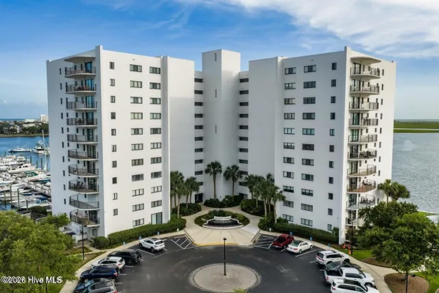 322 Causeway Drive 1101, Wrightsville Beach, NC 28480