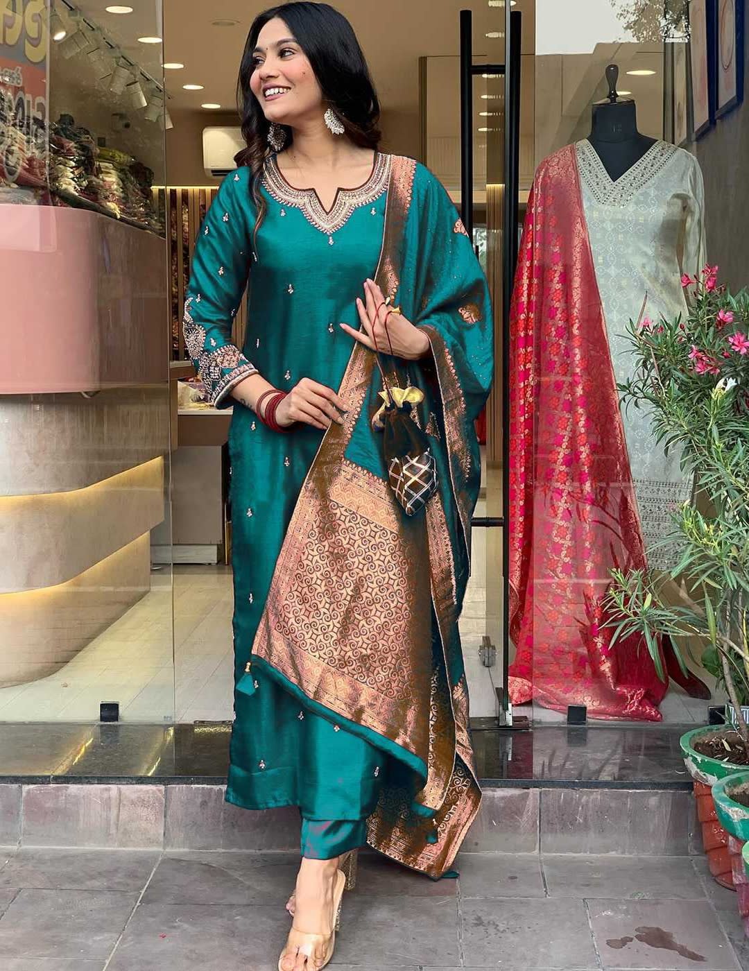Emerald Green Silk Salwar Set with Zari Woven Dupatta (RDSS-81)