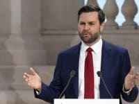 Projev viceprezidenta JD Vance na pařížském AI summitu 2025