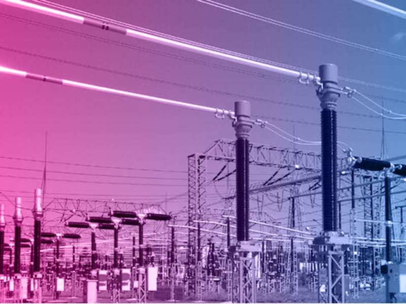 ⚡️📋 Blackout Česka: ČEPS nezkontroloval, ČEZ nezvládl své elektrárny a stát má zamčenou brzdu