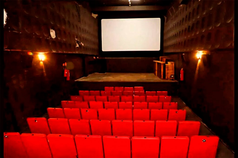 Cine Satyros  Bijou