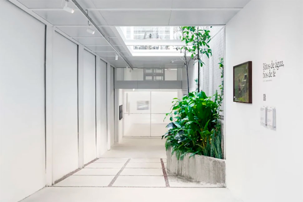 Mitre Galeria