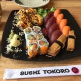 Sushi Tokoro Logo