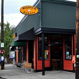 Mighty-O Donuts (Green Lake)