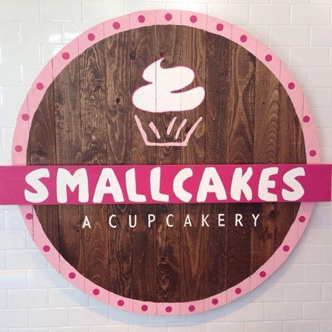 Small Cakes Logo