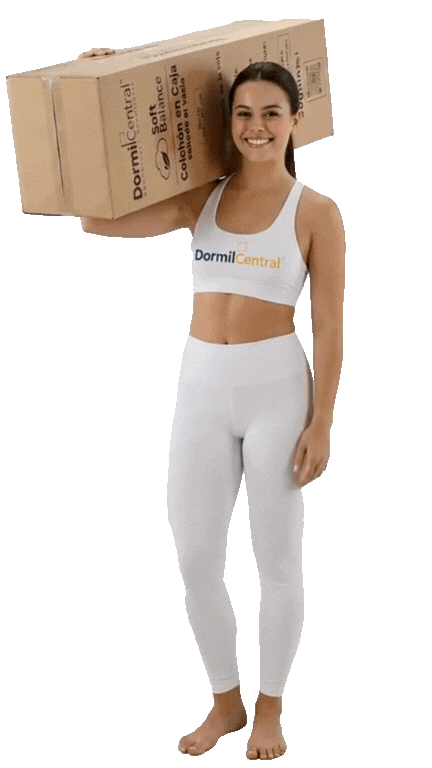 Mujer con caja