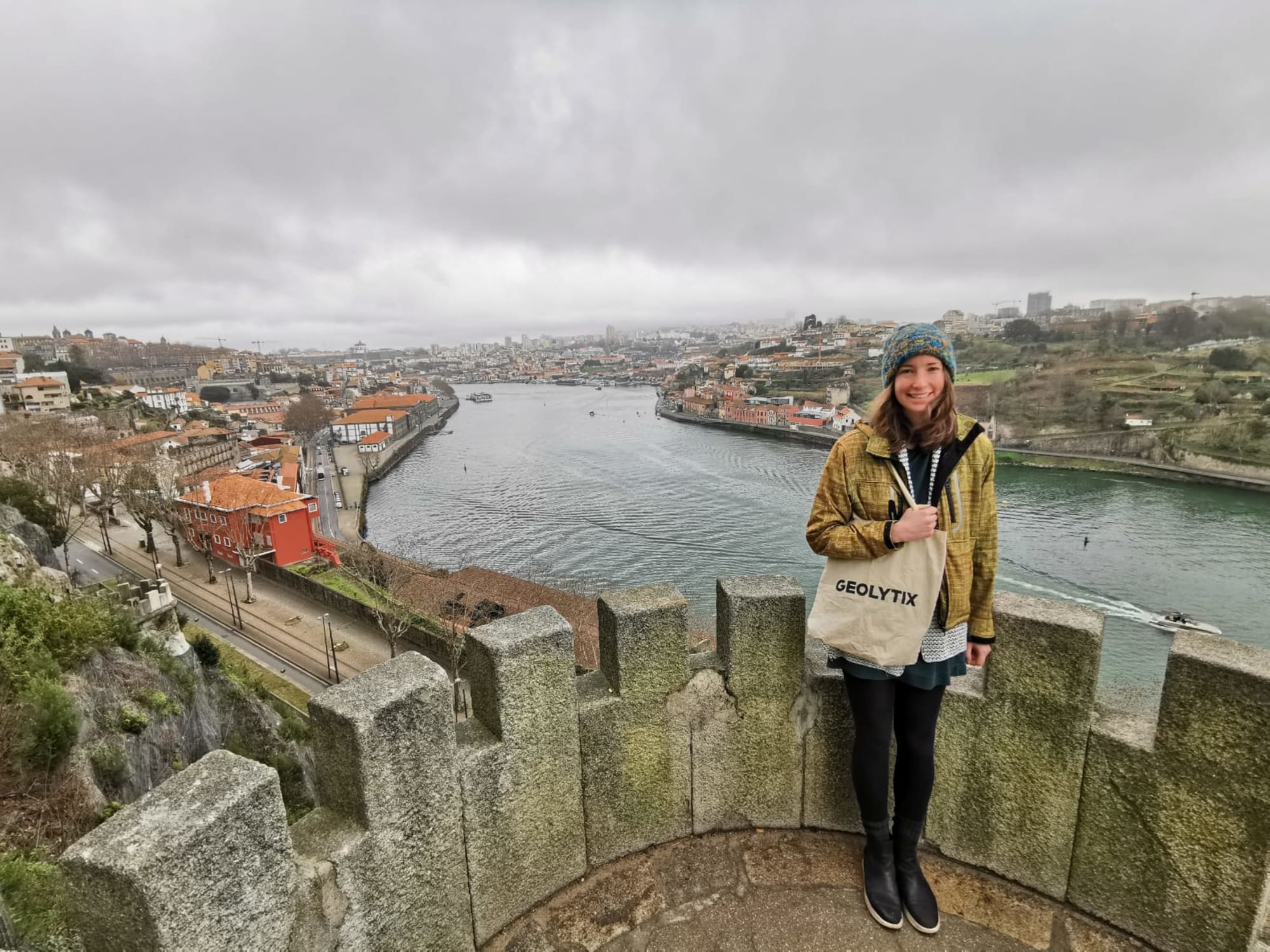 Background Image for Porto: Bridges, Hills, Port and Viewpoints