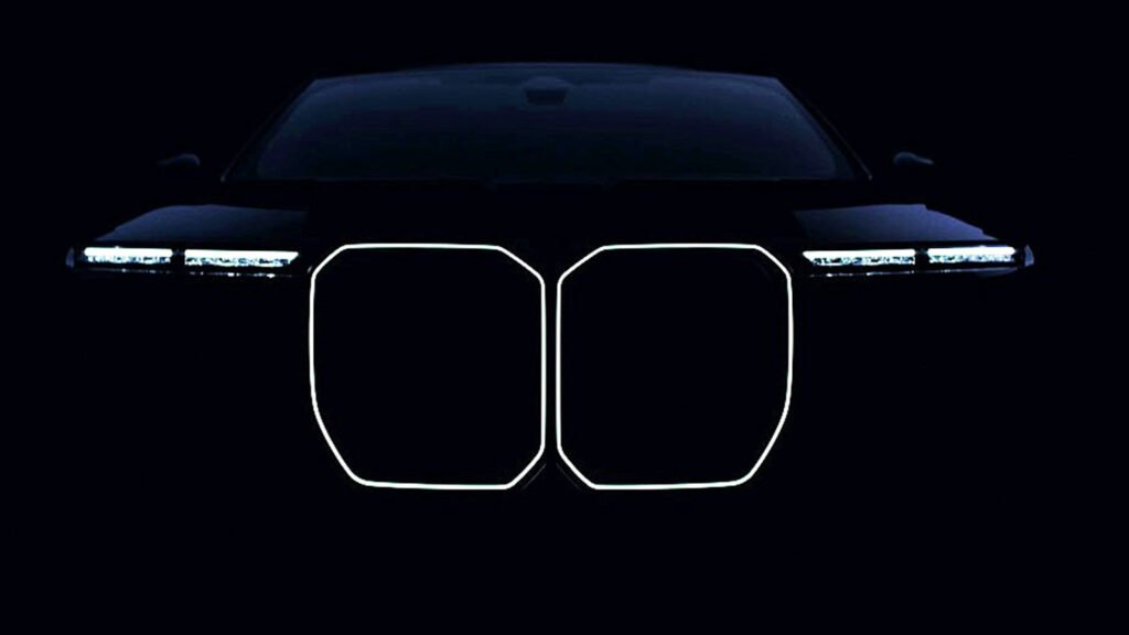 Even A Facelift Cannot Hide The New BMW 7-Series’ Giant Grille Even A Facelift Cannot Hide The New BMW 7-Series’ Giant Grille
