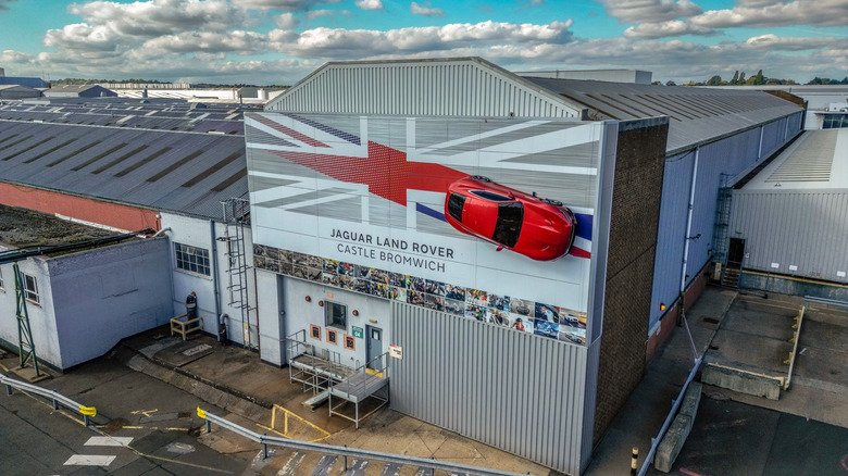 An aerial view of JLR signage at the Jaguar Land Rover vehicle manufacturing plant in Castle Bromwich on September 30, 2025 in Birmingham, United Kingdom. An aerial view of JLR signage at the Jaguar Land Rover vehicle manufacturing plant in Castle Bromwich on September 30, 2025 in Birmingham, United Kingdom.