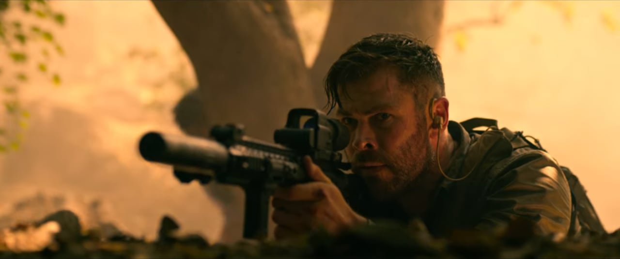 Chris Hemsworth in &ldquo;Tyler Rake&rdquo;