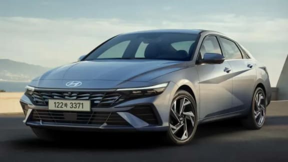 Hyundai Elantra 1.6 MPI (123) CVT Smart
