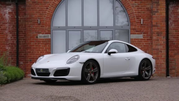 Porsche 911 Carrera