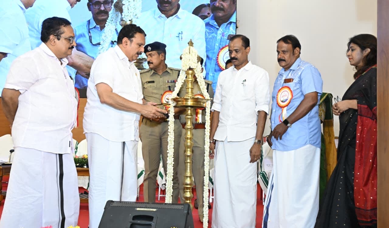 തെറ്റിദ്ധാരണകൾ മാറ്റി രക്തദാനം പ്രോത്സാഹിപ്പിക്കണം: മന്ത്രി കെ. മുരളീധരൻ