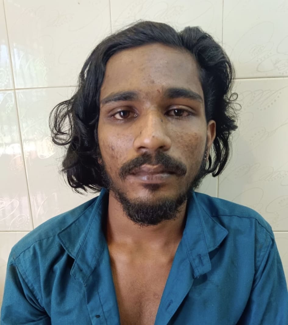 ഇരുചക്രവാഹനത്തിൽ വന്ന് പതിനാലുകാരിയെ കടന്ന് പിടിച്ച പ്രതിക്ക് 7 വർഷം കഠിനതടവും 26000 രൂപ പിഴയും