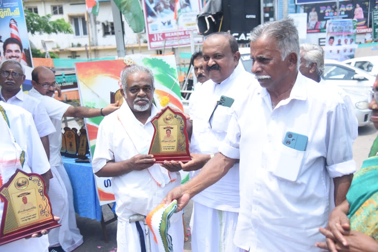ഗാന്ധി സ്മൃതി സംഘടിപ്പിച്ചു
