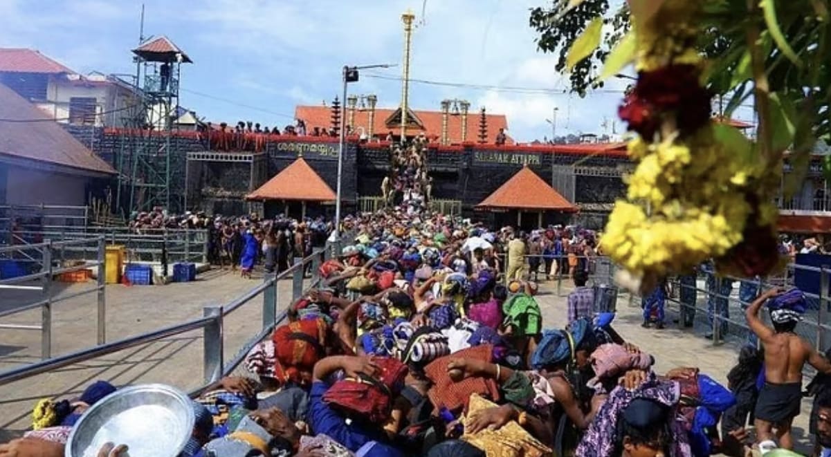 ശബരിമല, മാളികപ്പുറം മേൽശാന്തി നിയമനം: ഇന്റർവ്യൂ ബോർഡിൽ നിന്നും കണ്ഠര് രാജീവരെ ഒഴിവാക്കി, ജസ്റ്റിസ് വി ജി അരുൺ പ്രത്യേക നിരീക്ഷകൻ
