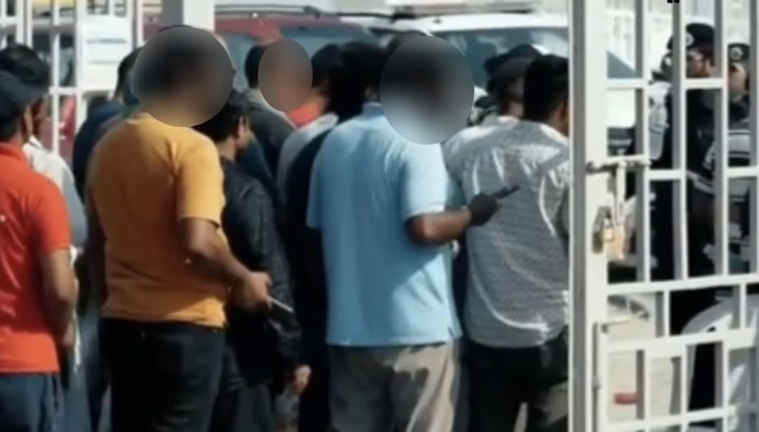 ജഹ്റയിലും സൂഖ് അൽ ജുമയിലും വ്യാപക പൊലീസ് പരിശോധന; നിരവധി നിയമലംഘകർ പിടിയിൽ