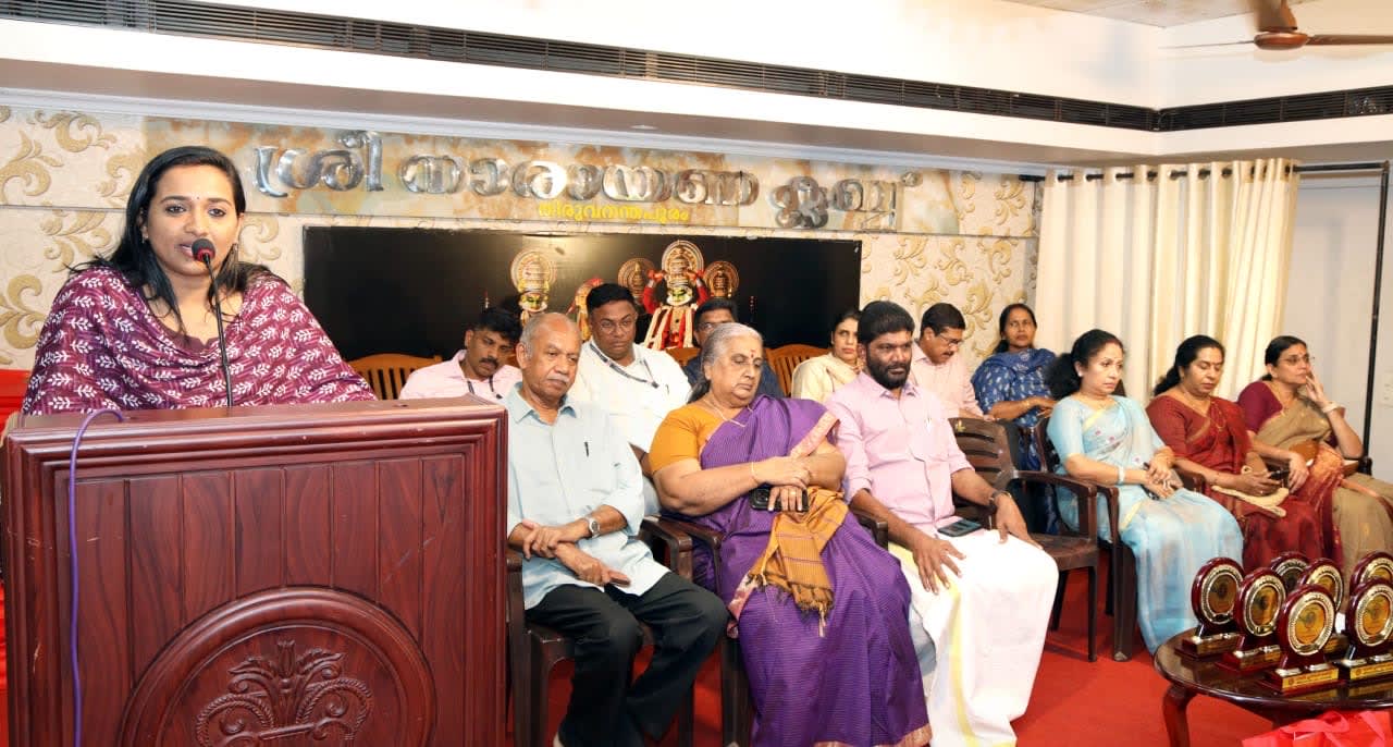 ശുചീകരണ തൊഴിലാളികൾക്ക് സ്‌നേഹാദരം