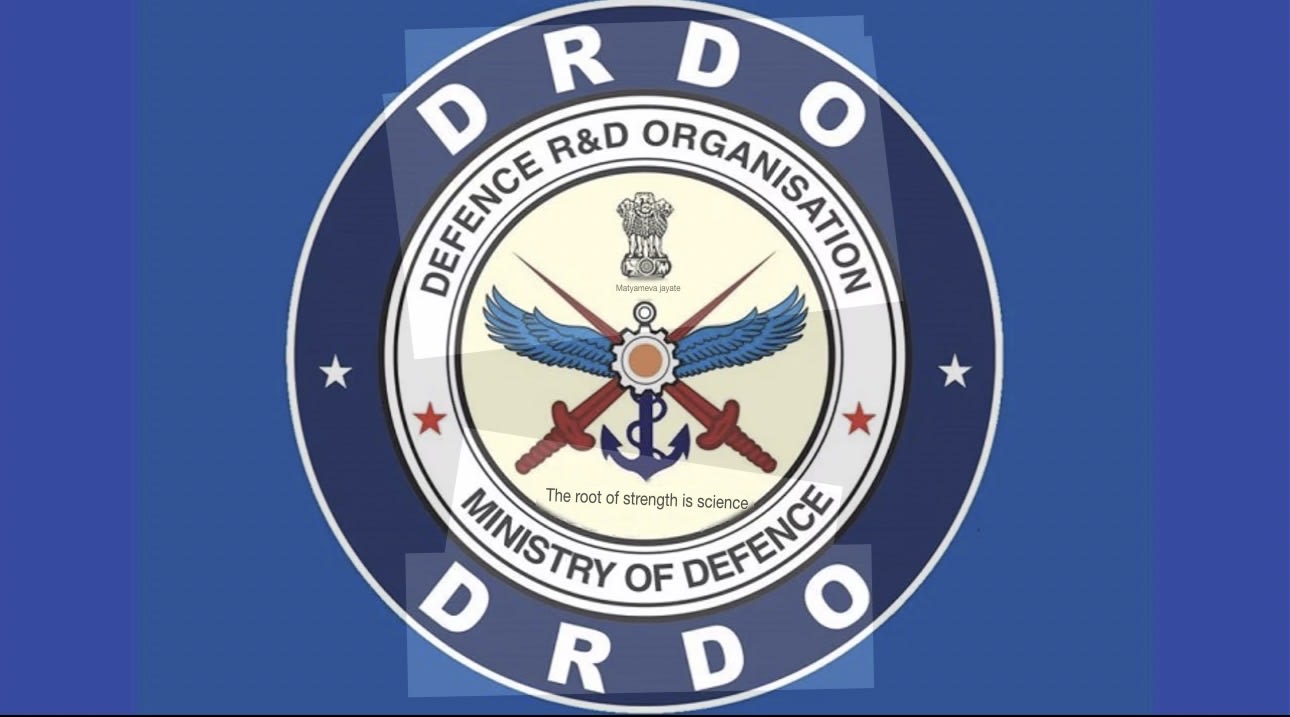 ലഡാക്കിൽ DRDOയുടെ പുതിയ ഹൈ-ആൾട്ടിറ്റ്യൂഡ് പാരച്യൂട്ടിന്റെ ആദ്യ ലൈവ് ജമ്പ് വിജയകരം