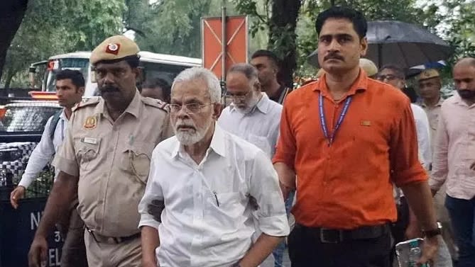 പോപുലര്‍ ഫ്രണ്ട് മുന്‍ ചെയര്‍മാന്‍ ഇ അബൂബക്കറിന് സ്വകാര്യ ആശുപത്രിയില്‍ ചികില്‍സയ്ക്ക് അനുമതി നൽകി സുപ്രിംകോടതി