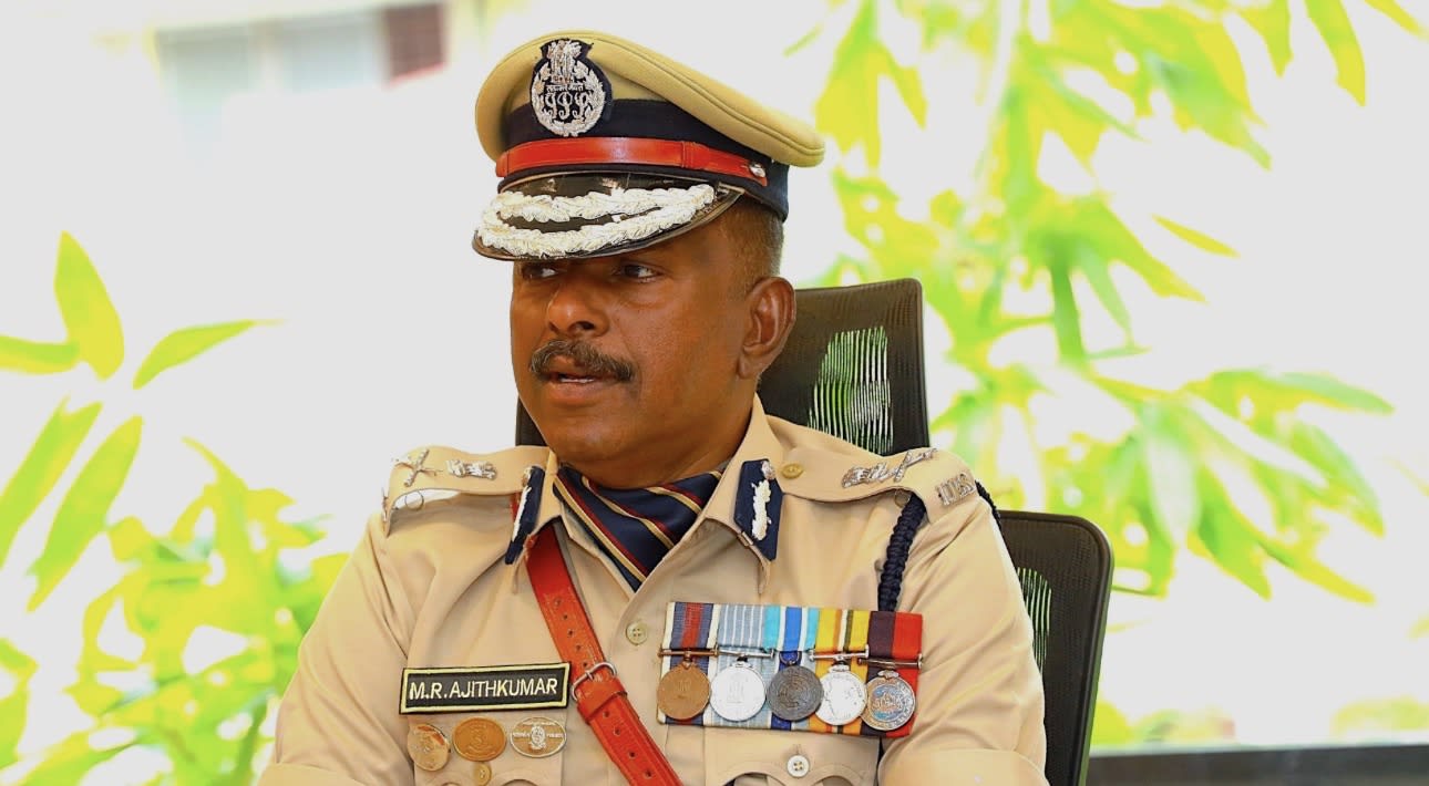 പൂരം കലക്കൽ : എം. ആർ. അജിത് കുമാറിന് ക്ളീൻ ചിറ്റ്