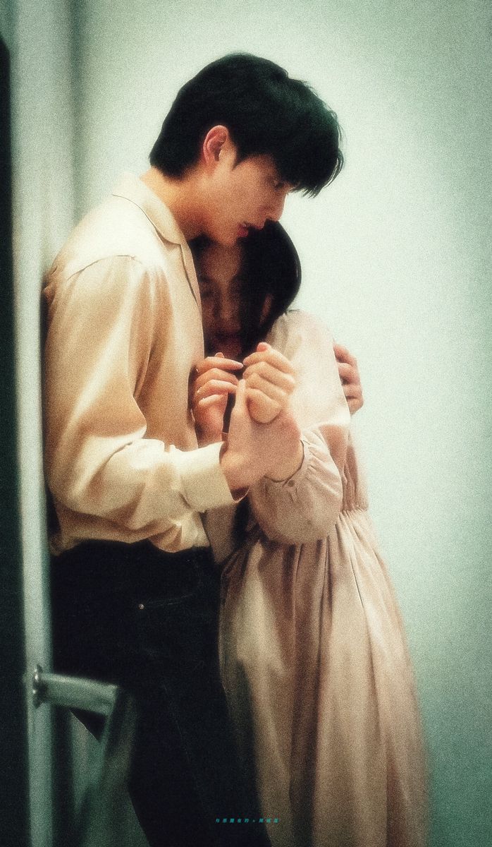 Tình yêu cướp nhà