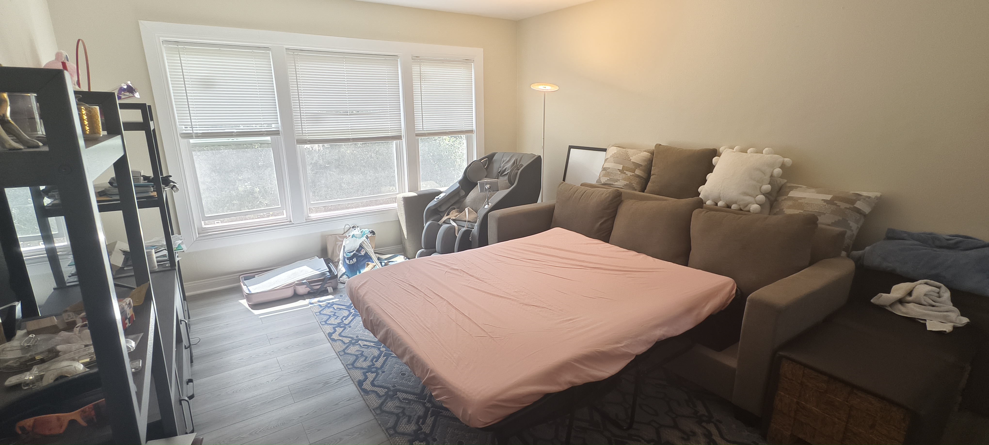 Vegetarian Female Needed (A room to let) Move in 06/01/2026 1