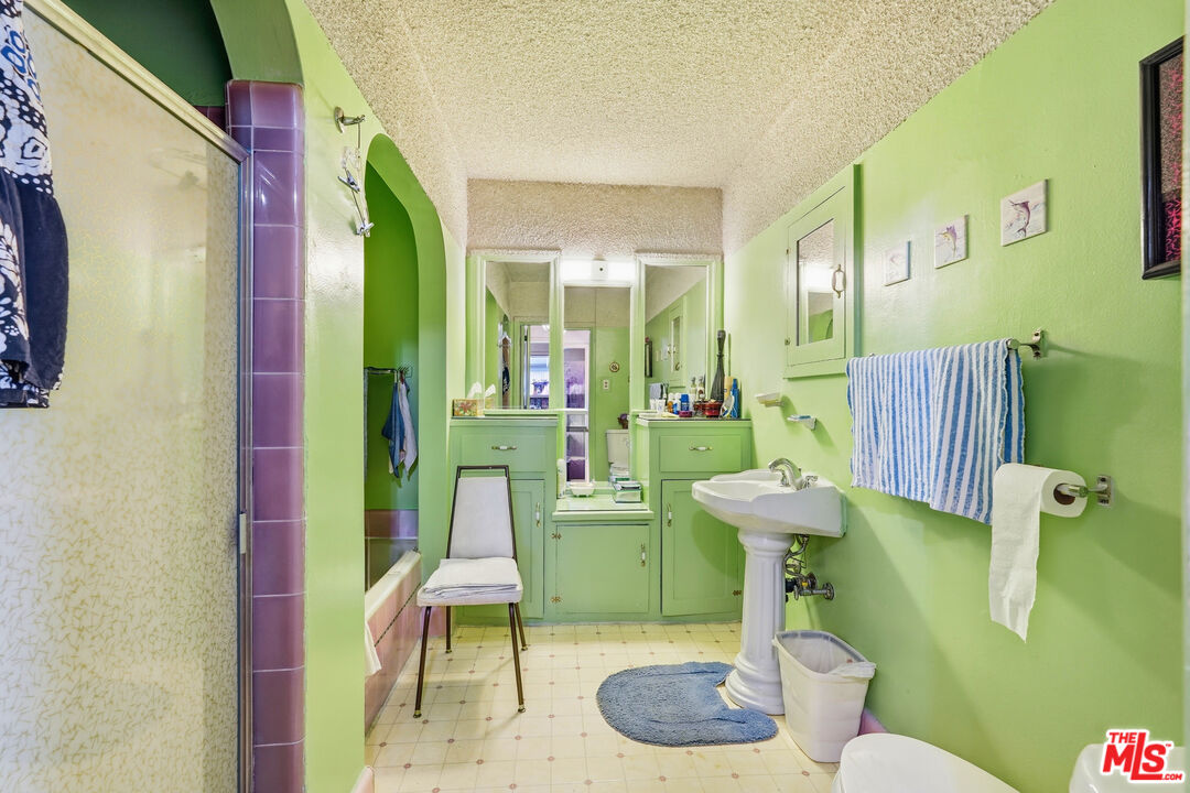 Move-In Ready 3-Bedroom Single Family Home 9