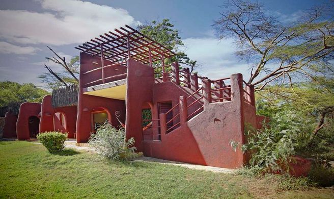 Amboseli Serena Safari Lodge