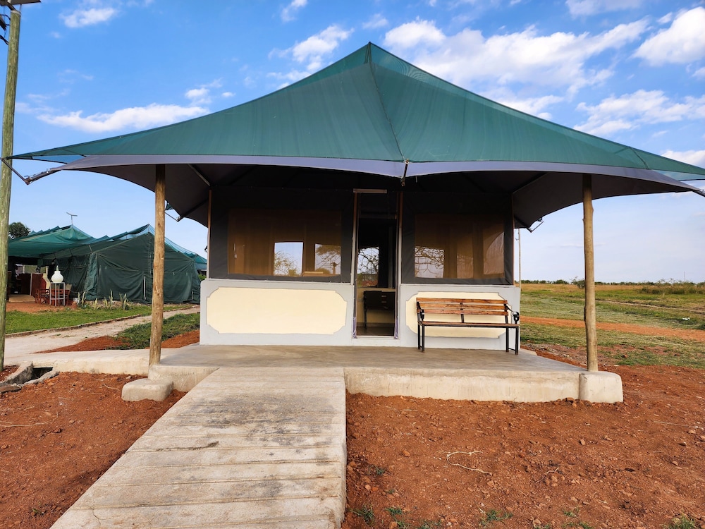 Endeem Mara Resort - Image 2