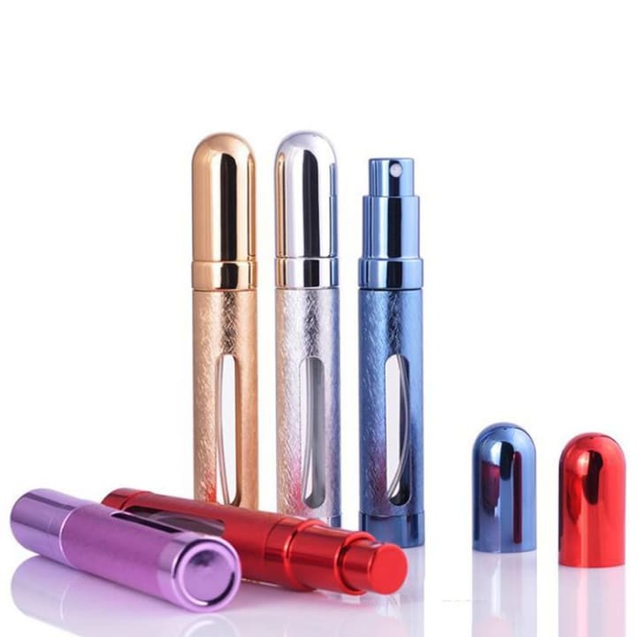 https://res.cloudinary.com/dvyij6wmu/image/upload/v1675196707/images/products/perfume-spray-bottle/SB_1_cmba32.jpg