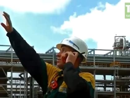 Айзатуллин: средняя зарплата строителей в Татарстане за год возросла до 47 700 рублей