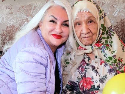 Подарки для пожилых: благотворительная акция в Альметьевске