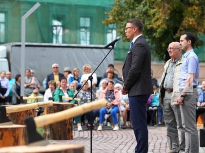 В память о Петровских верфях Адмиралтейской слободы в Казани появилась скульптура «Бишбалта»