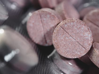 Депздрав опроверг сообщения о пропаже из аптек препарата для лечения болезни Паркинсона в Москве