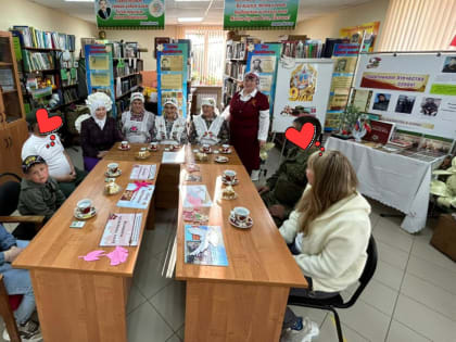 На днях двое односельчан Большемешинского сельского поселения, участника  специальной военной операции на Украине, вернулись в краткосрочный отпуск.