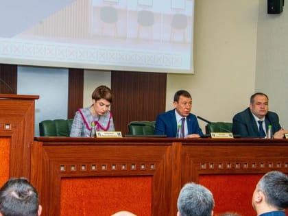 В Нижнекамске самые востребованные профессии - монтажники, водители, сварщики