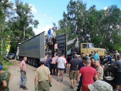 Еще сорок тонн помощи отправлено из Татарстана в зону СВО
