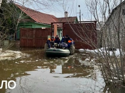 В казанском поселке Игумново, где затопило дом ветерана ВОВ, осушили затопленные улицы