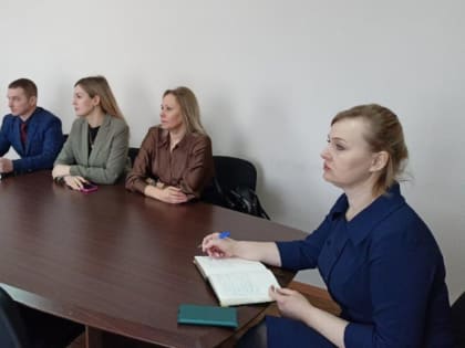 Заседание комиссии по соблюдению требований к служебному (должностному) поведению и  урегулированию конфликта интересов